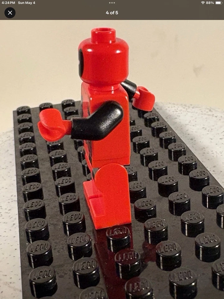 LEGO Marvel: Deadpool (sh032 sh0032) Minifigure X-Men 6866 - Image 3 of 4
