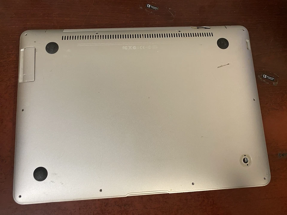 Macbook Air 13" 2009 A1304 C2D-1.86GHz 2GB WORKS-NO battery/HD/AC Adptr 30dayWty - Image 4 of 4