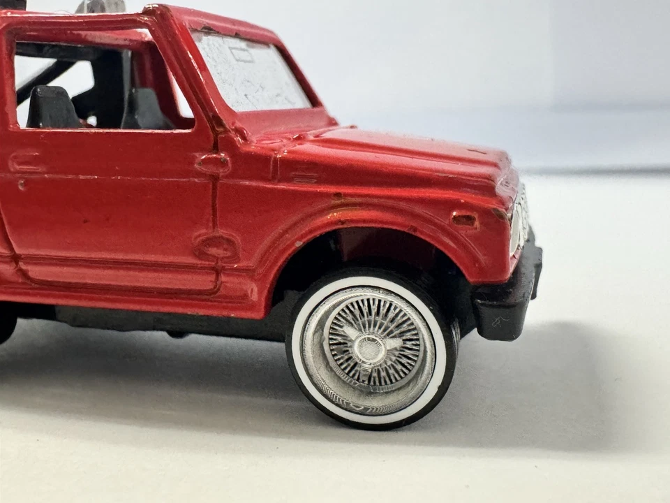 Maisto SUZUKI SAMURAI 4X4 Jeep 1/64 Rueda Suelta Personalizada Intercambio 3D Lowrider Foto 2 de 4