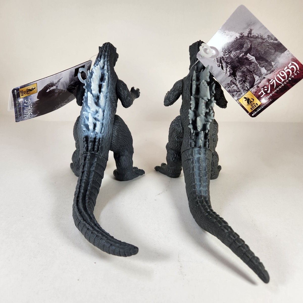 花梨シリーズ Godzilla (1954) S.H.MonsterArts Godzilla Action Figure