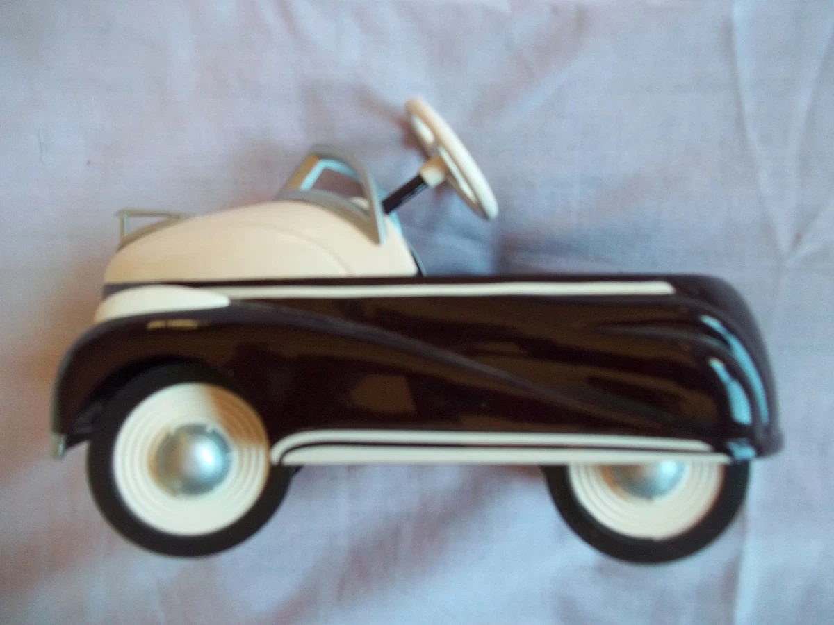 1939 LINCOLN ZEPHYR PEDAL CAR BROWN AND BEIGE BY MURRY HALLMARK KIDDIE CAR