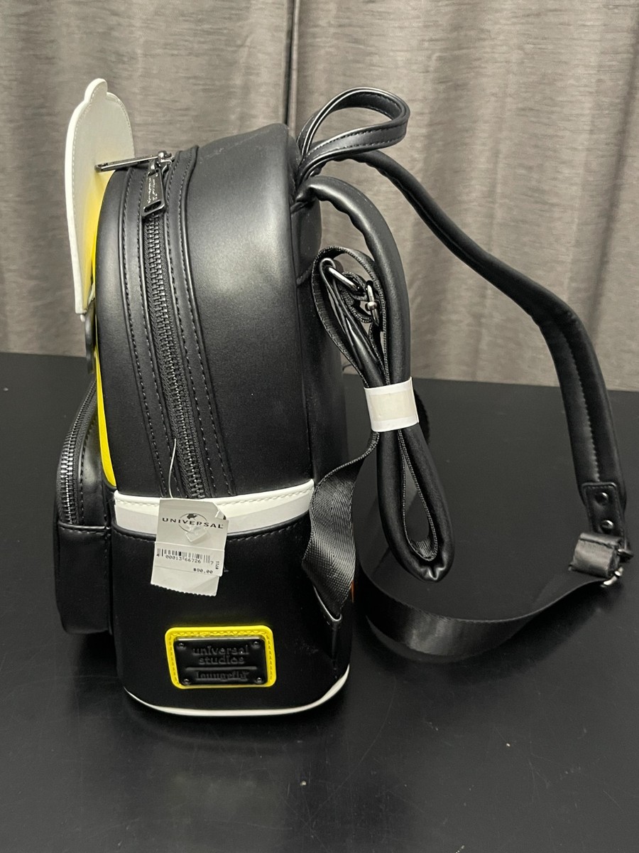 に Universal Studios Loungefly Minion Villain-Con Mini Backpack