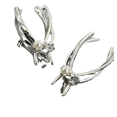 Vintage Two wishbone silver colored vintage scatter pins.