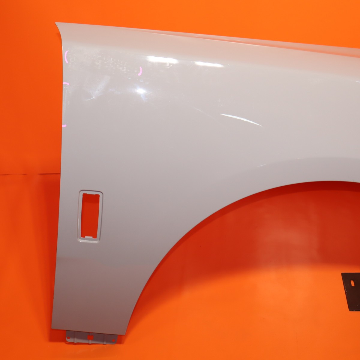 Rolls-Royce Cullinan 2025-2026 Right Fender P/N 41359633690
