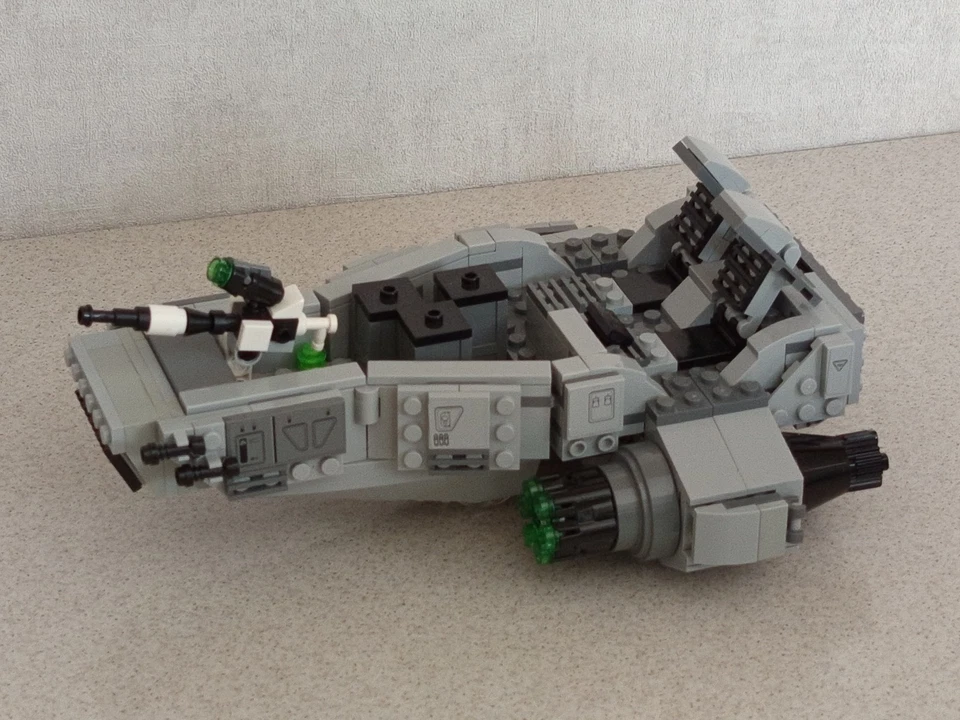 LEGO Star Wars 75100 First Order Snowspeeder, photo 1 sur 4