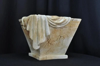 Design Vasen Vase Dekoration Deko XXL Vase mit Schärpe 27,5 cm Pokal Medusa Neu - Bild 1 von 4