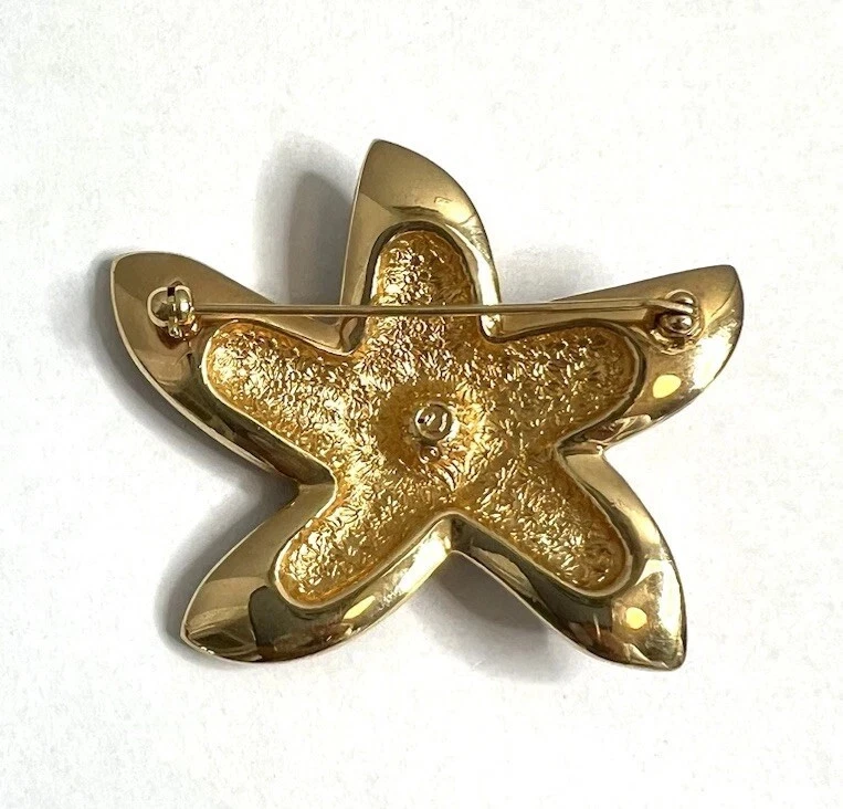 Broche prendedor estrella de mar diamante negro simulado princesa de 3 quilates enchapado en oro amarillo de 14 k Foto 3 de 4