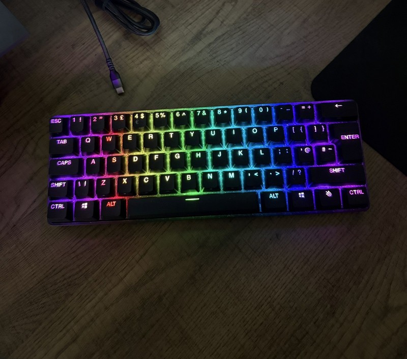 SteelSeries Apex Pro Mini Wireless Keyboard Qwerty Rgb Gaming Mechanical Black 1