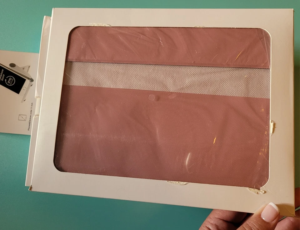 Apple iPad 6th Gen. 128GB Wi-Fi 9.7'' Tablet - Gold NEW, Factory Sealed  - Image 4 of 4