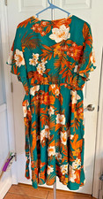 FLOERNS WOMANS DRESS SIZE XXL 2XL NEW WITH TAGS FLORAL PATTERN NWT