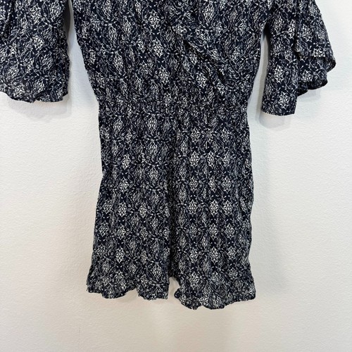 Abercrombie & Fitch Women's Bell Sleeve V Neck Ruffle Romper Viscose Navy Size M - Picture 3 of 12