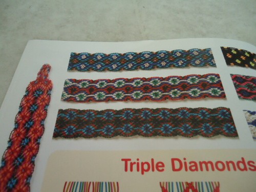 Design Originals Friendship Bracelets 101 From Embroidery Floss # 03335 © 2009 - Picture 8 of 10