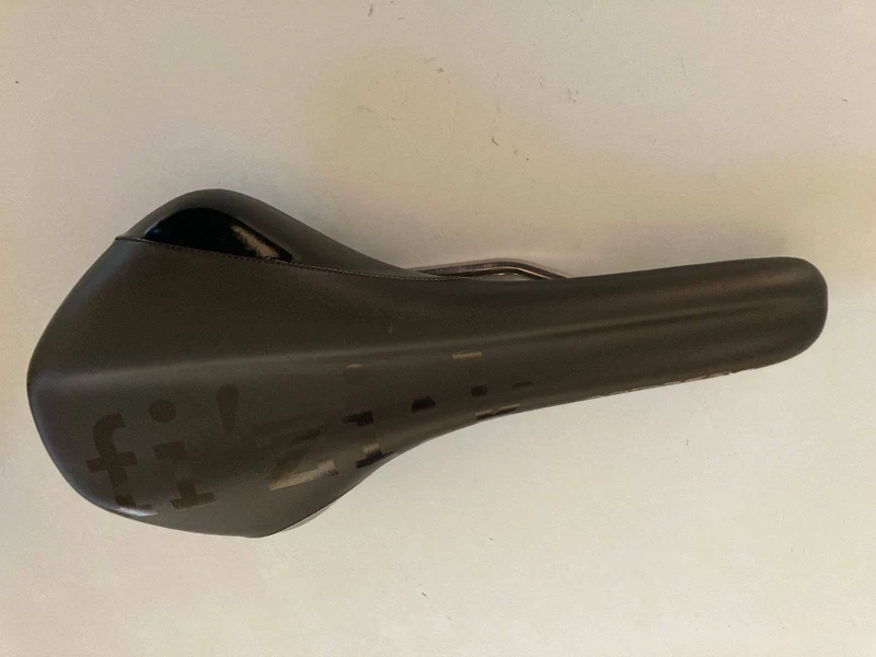 fizik saddle accessories