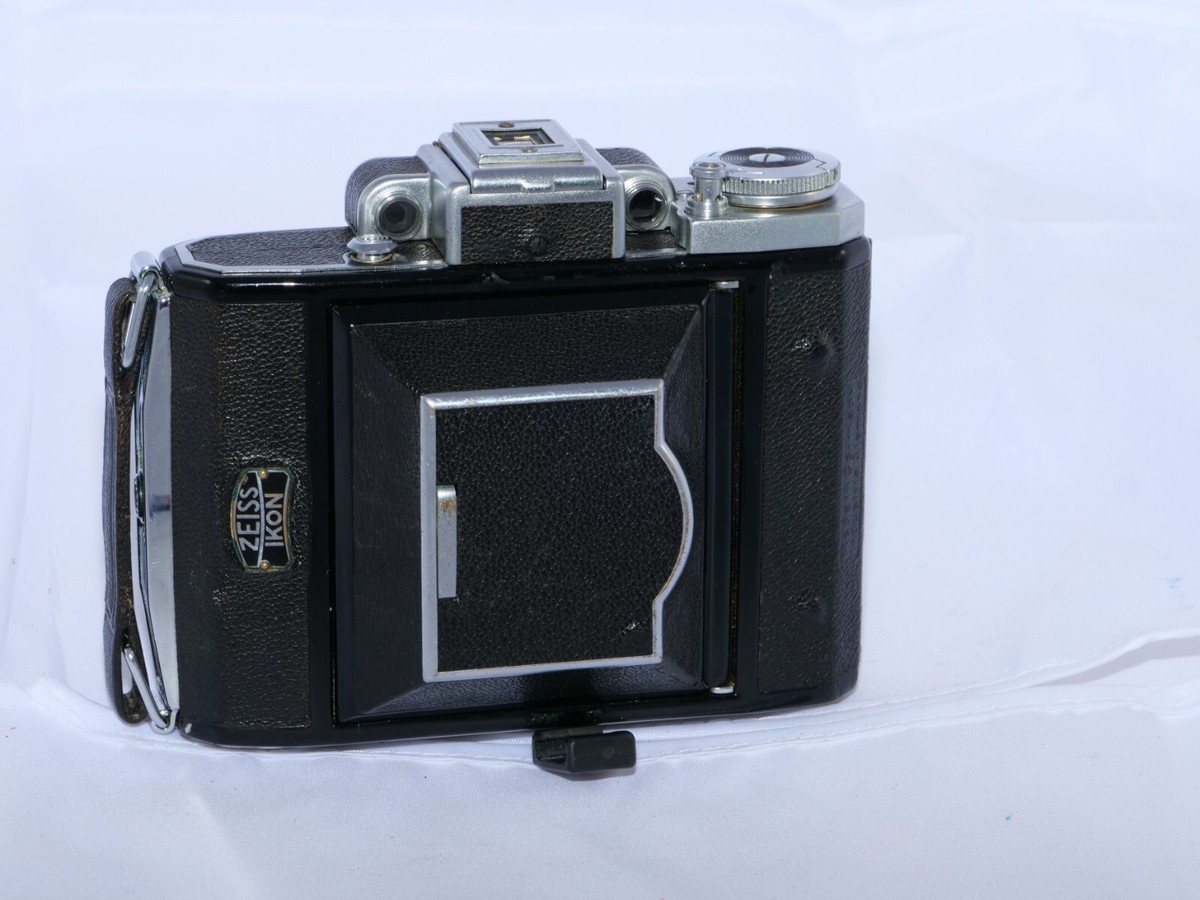 Zeiss Super-Ikonta A (531) 6x4.5cm Folding Camera. Zeiss