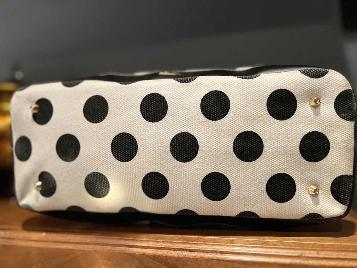 【THEAIRTOWN】 polka messenger bag polka messenger bag - THEAIRTOWN | 60% - Asian Fashion