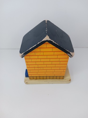 Thomas the Train -Wooden Imaginarium Suspension Bridge, Tunnel, Gas Pump, Shed - Picture 6 of 12
