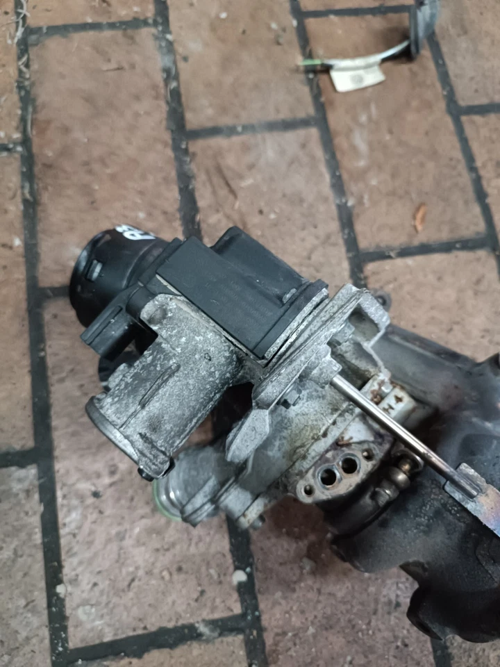 Original VW Audi Seat Skoda Lader Turbolader Turbo 03F145701H - Bild 2 von 4