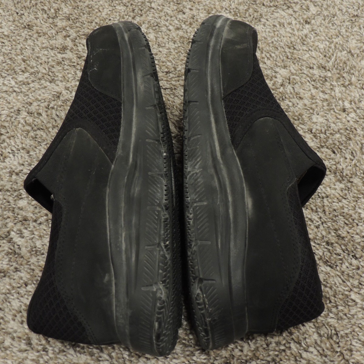 Skechers Slip Resistant Work Shoes Mens 8 Clogs Black  display picture 1