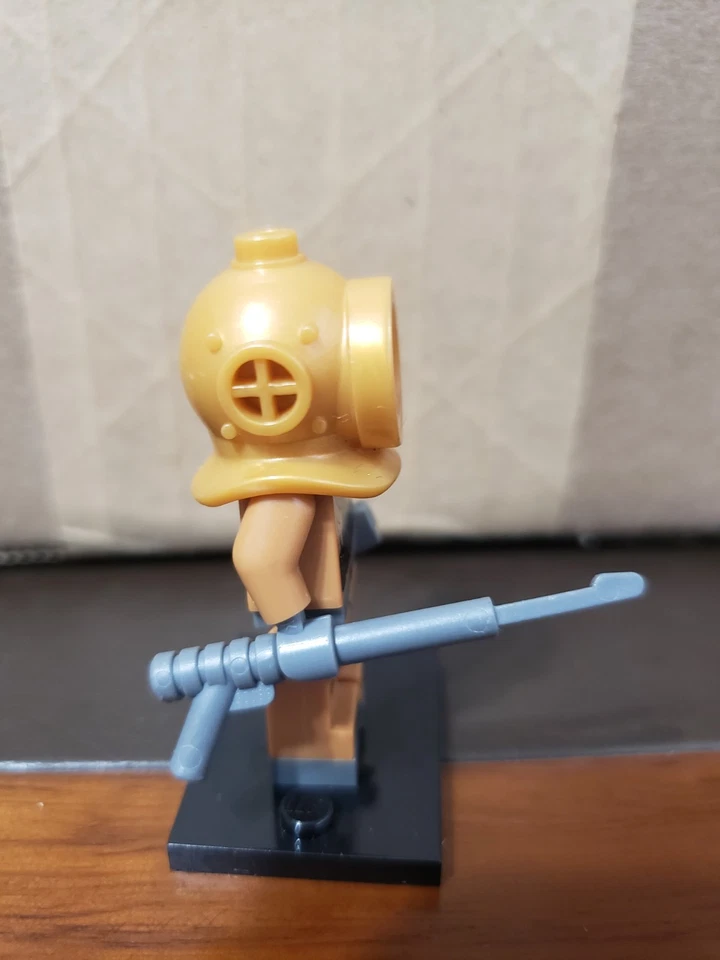 LEGO Deep Sea Diver minifigura coleccionable serie 8 CMF Foto 2 de 3