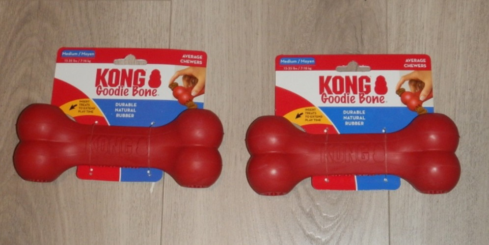 Kong goodie bone for dogs MEDIUM RED average chewers LOT OF 