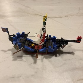 LEGO Castle: Sea Serpent (6057) 99% Complete with minifigs and instructions