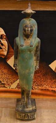 Rare Ancient Egyptian Antiques Queen Isis Goddess of Magic Statue Pharaonic BC