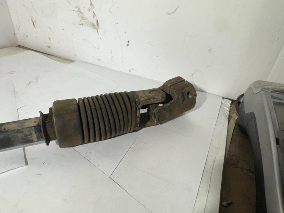 Intermediate Steering Shaft Column For 1995-2001 Dodge Ram 1500 2500 3500 - Image 3 of 4