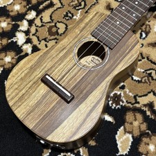 Vox Vup-33-Sbl Soprano Ukulele Black Limba