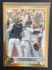 2022 topps update dancing in detroit gold foil
