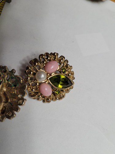 VINTAGE SARA COVENTRY RHINESTONE CLIP EARRINGS - Picture 6 of 6
