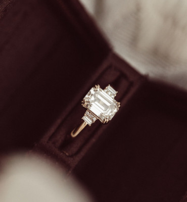 2.5Ct Emerald Cut Cubic Zirconia Wedding Engagement Ring in 925 Sterling Silver