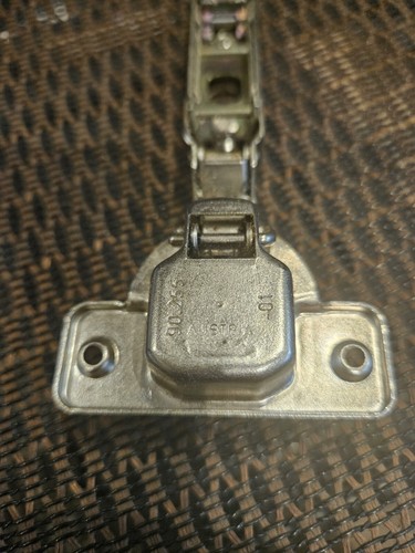 100 Grad Blum MODUL Scharnier, selbstschließend Ersatz für 70.255, 90.255, 84.255 - Bild 3 von 5