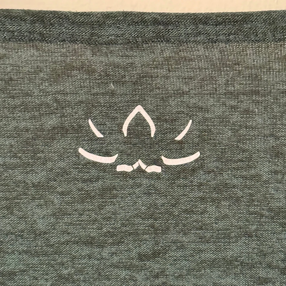 Beyond Yoga Bump Featherweight Feels Like Home Longsleeve Maternity Top Green-XS - Image 3 of 4