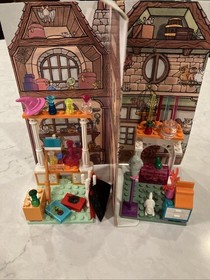 LEGO Harry Potter Diagon Alley Shops 4723, 99% COMPLETE w Minifig, Instruct, BOX