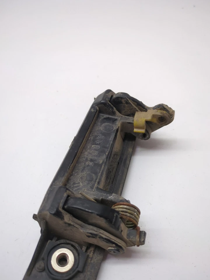 Toyota Pickup 1984-1989 4 corredores conductor izquierdo manija de puerta exterior negro OEM  Foto 4 de 4