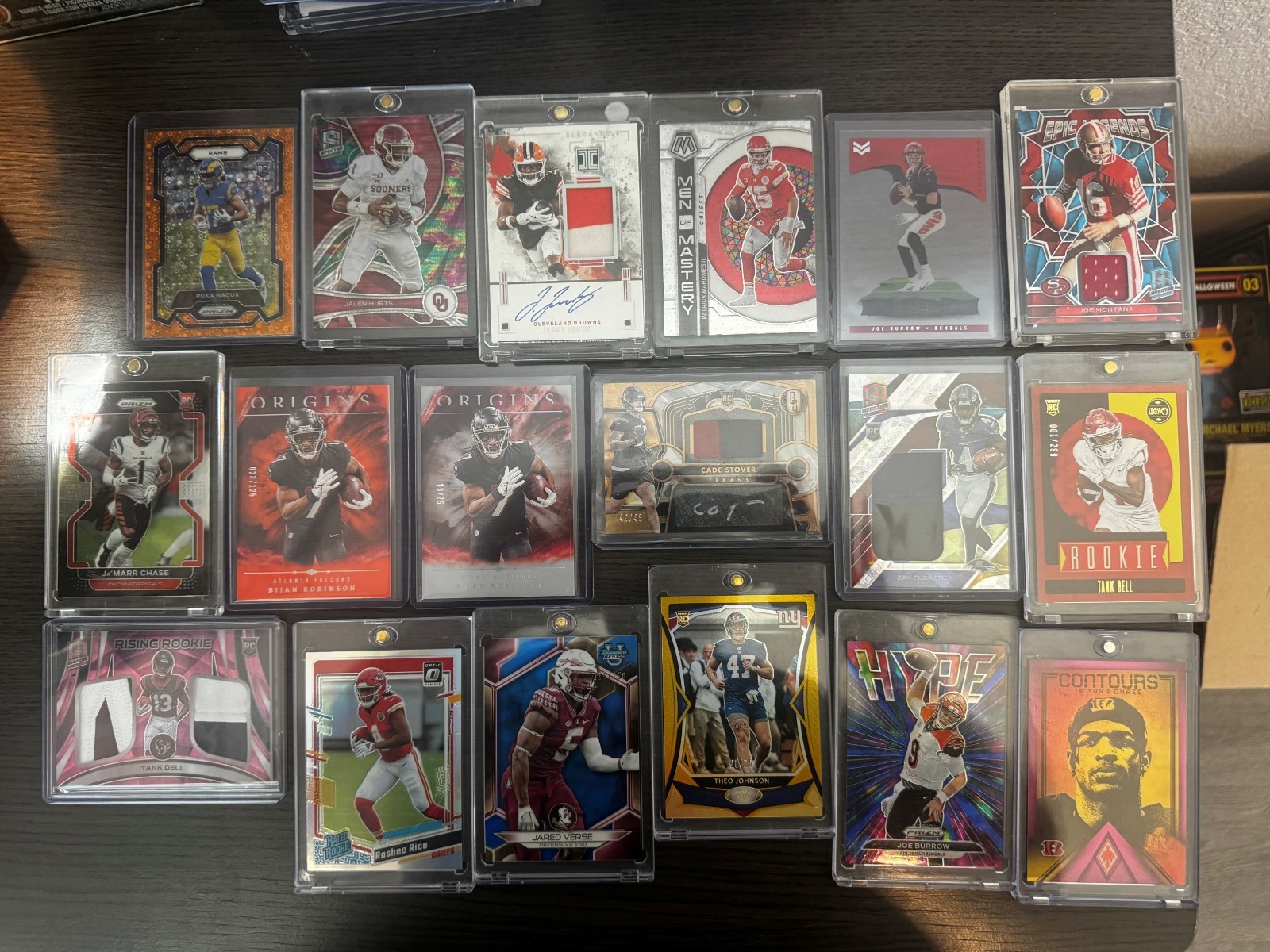 🔥 HUGE 64-Card Football Card Lot | Autos • Patches • Numbered • SSP • RCs view 3