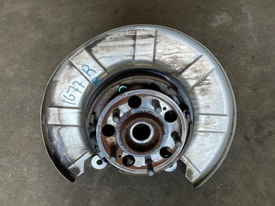 18-21 Kia Stinger GT Rear Right Passenger Spindle Knuckle Wheel Hub RWD OEM 1677