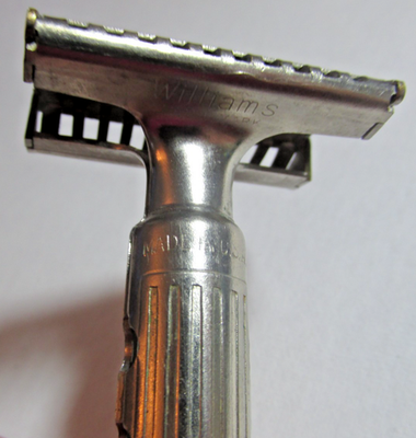 VTG 1930s Williams Split Handle De Safety Razor Pinch Bottom Open