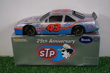 Nascar Action Collectables Diecast 1/24 Scale Racing Car Bobby Hamilton # 43