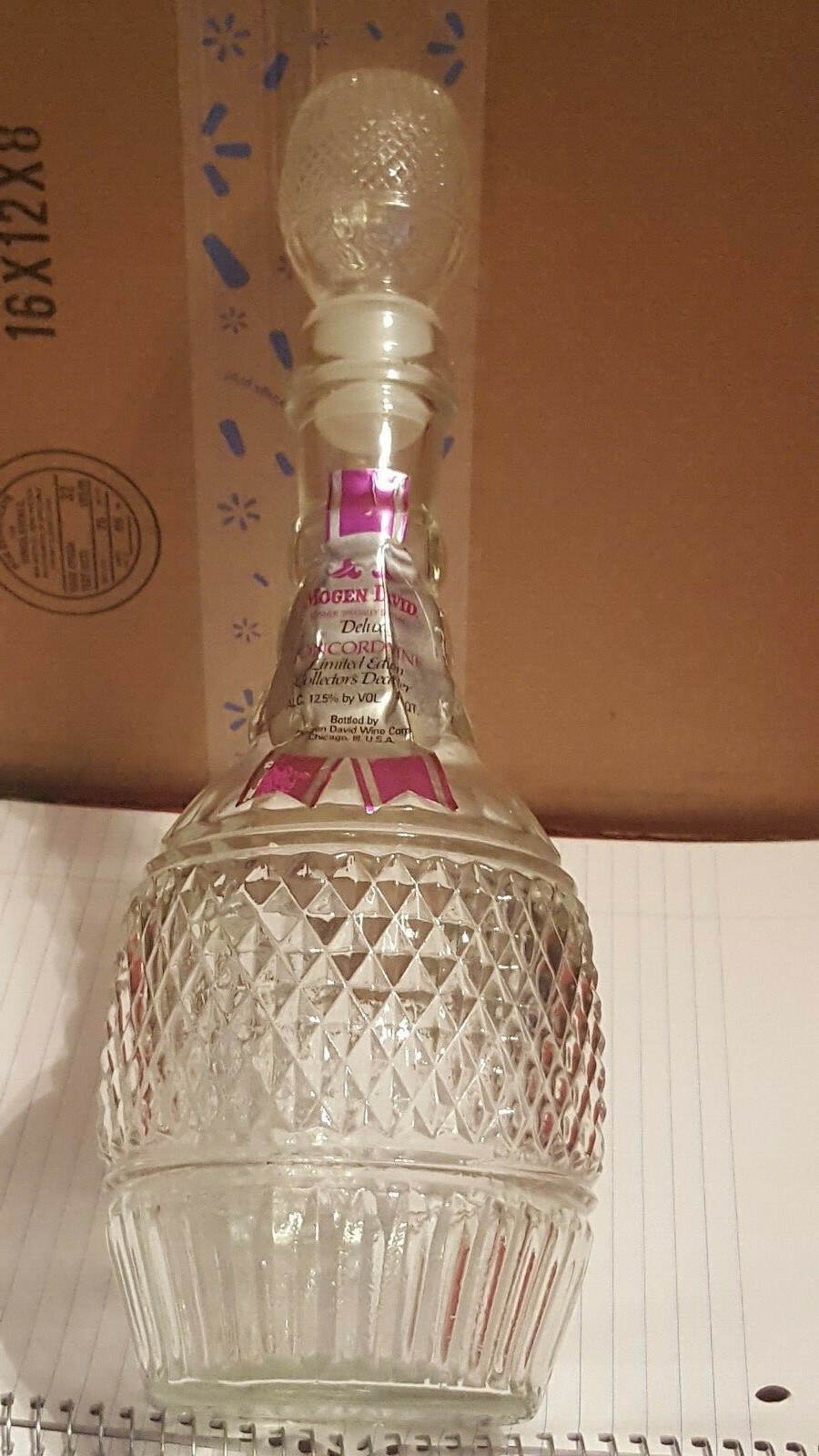 Vintage Mogen David Glass Decanter (MD 19806) With Stopper (Empty) eBay