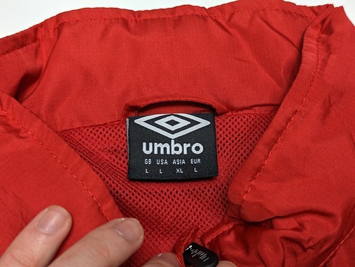 BOURNEMOUTH Umbro Training Red Jacket Windbreaker Size L - Picture 11 of 16