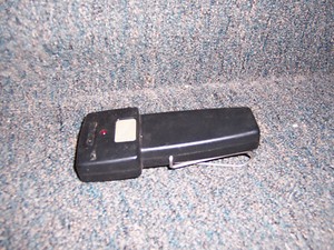 Genie AT85P 1-Button Garage Opener Remote Control 390 MHz 9 Dip Switch Untested