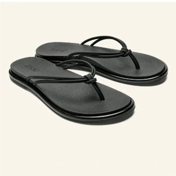 Olukai Aka Womens Black Beach Thong Sandals Size 9 NWT Comfortable