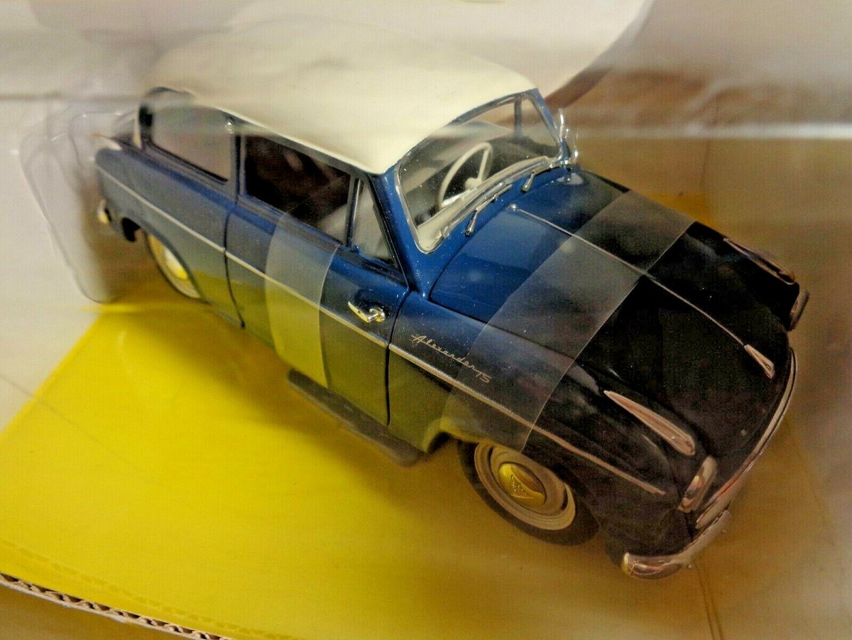 Revell 1/18 Lloyd Alexander TS in Blue | eBay