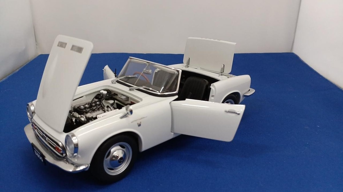 1/18 ホンダS800 ホワイト コンバーチブル ダイキャスト製ミニカー 1/18 ホンダS800 ホワイト コンバーチブル ダイキャスト製