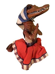 Vintage Taxidermy Alligator Caiman Caribbean Souvenir Oddity Doll Figurine 8.25”