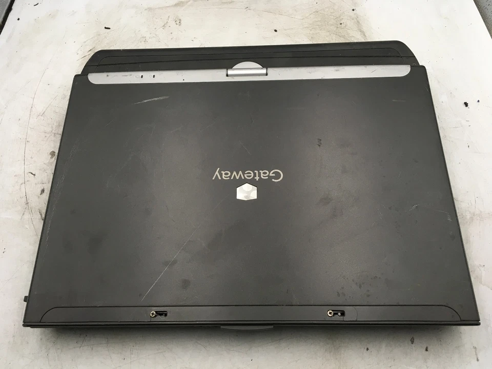 GATEWAY TA7 - FOR PARTS/BROKEN LCD - INTEL CORE 2 DUO T7500 - NO RAM - READ - BB - Image 4 of 4