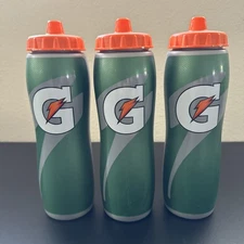 Gatorade 32 Oz 3 Pack Squeeze Water Sports Bottle 