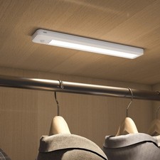 Rechargeable Motion Sensor Cabinet Light 120 Lumen PIR LED Strip 2.3W Calex