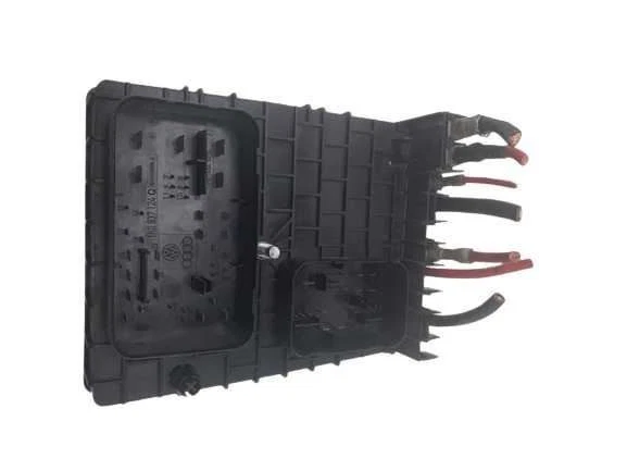 Compartimento de motor de caja de fusibles compatible con 08-15 AUDI TT 403499 Foto 2 de 4